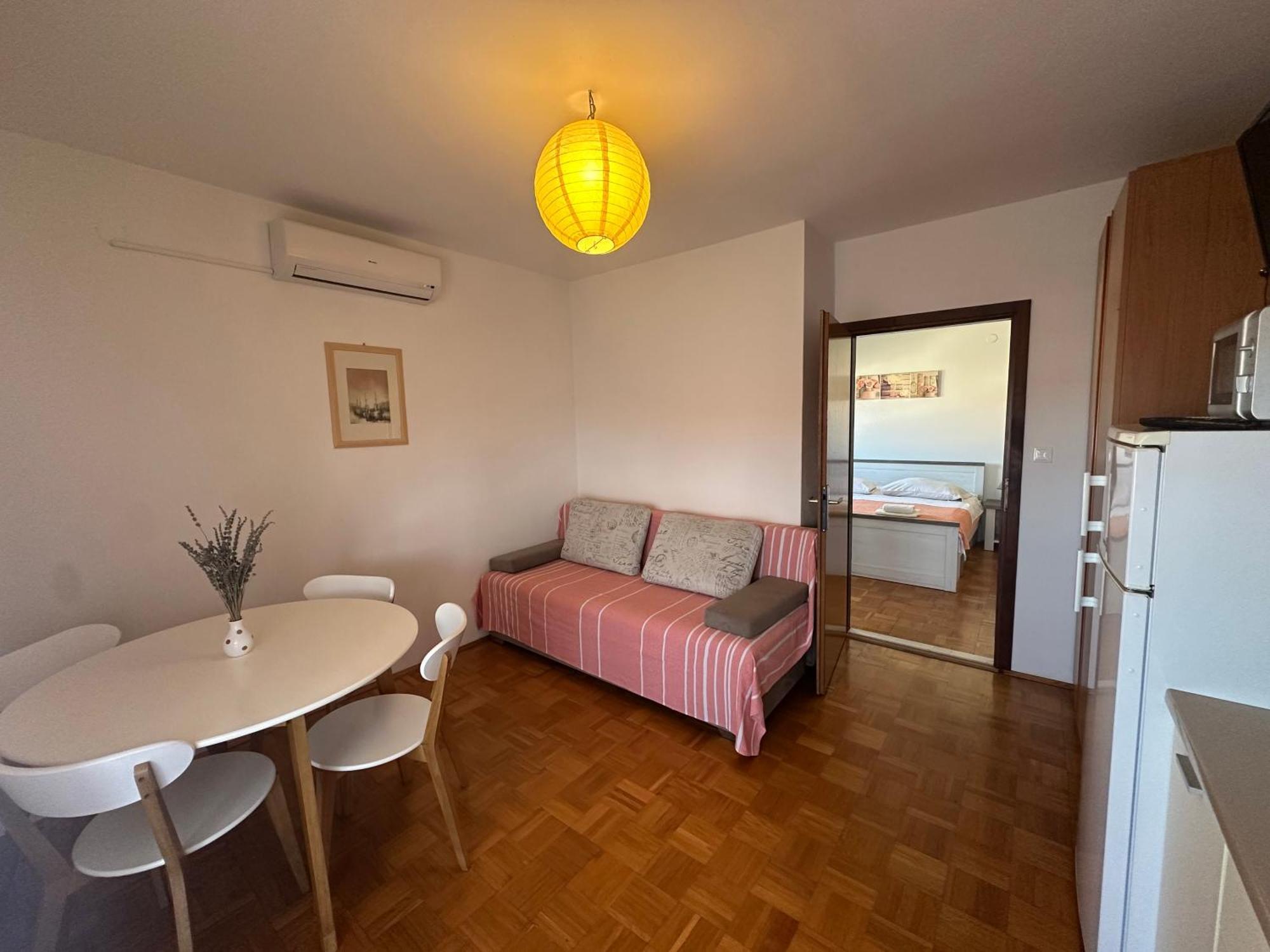 Apartments Iva Pakostane Bagian luar foto